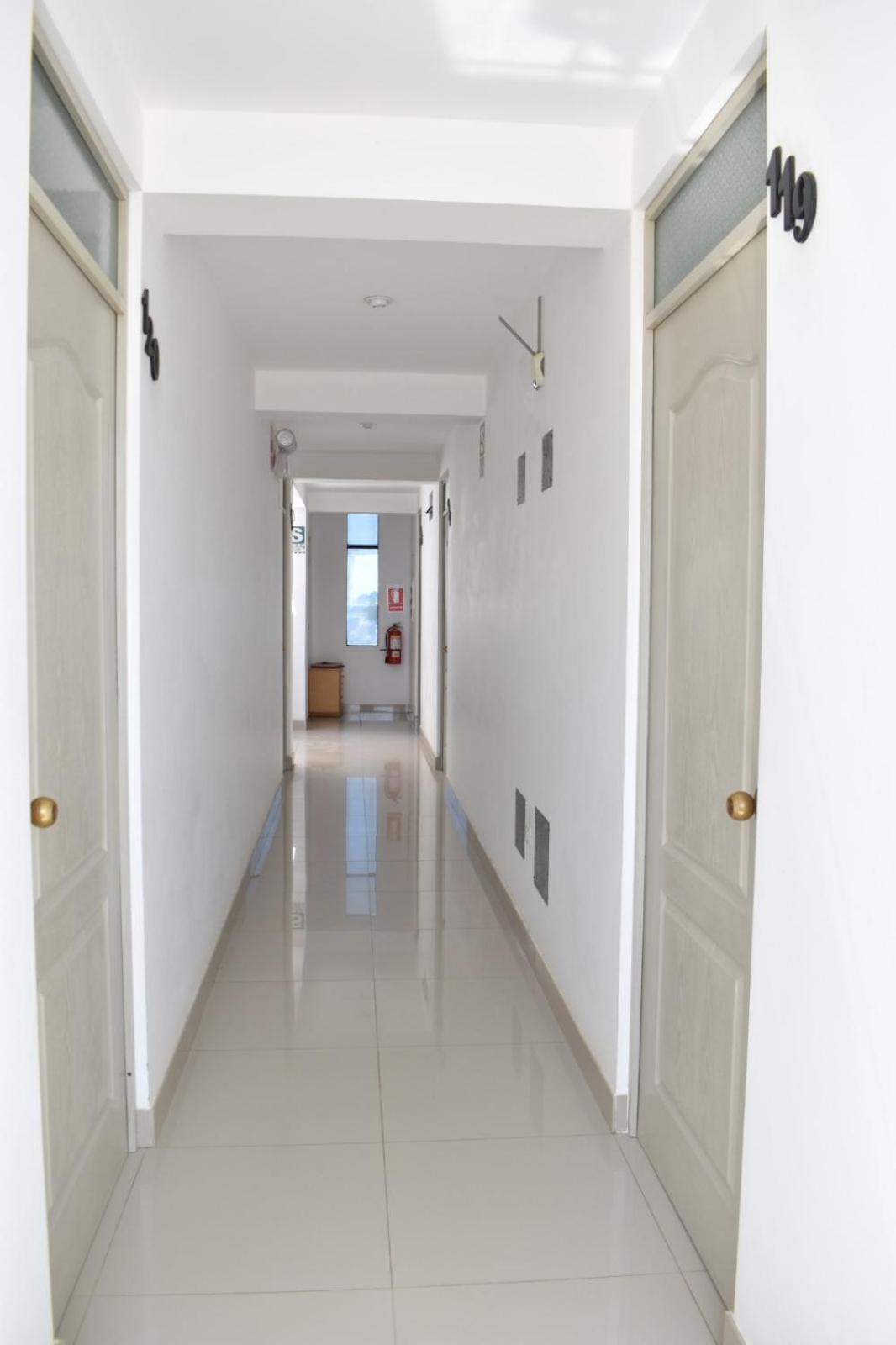 Hospedaje El Buen Samaritano Паракас Екстериор снимка