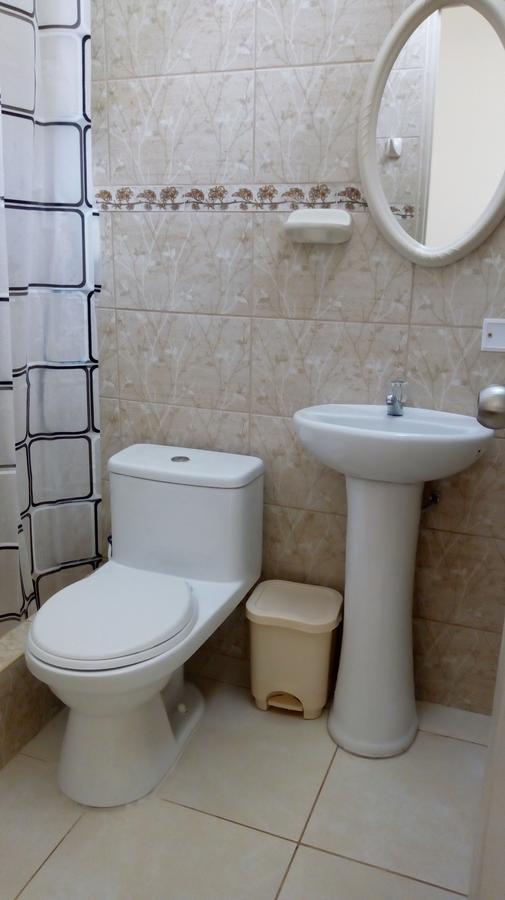 Hospedaje El Buen Samaritano Паракас Екстериор снимка